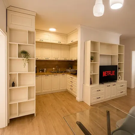 2br In Heart Of Blloku Appartement *